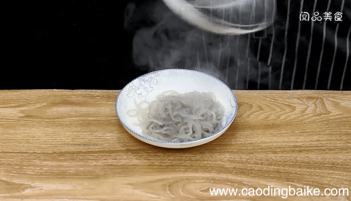 黄豆芽炒粉条 黄豆芽炒粉条的做法