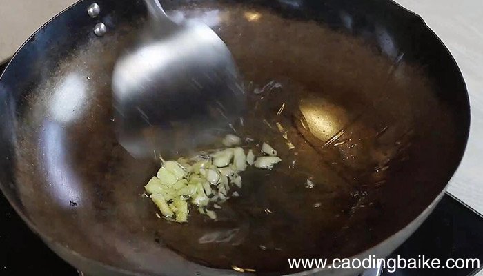 清炒三丁做法步骤 清炒三丁的做法