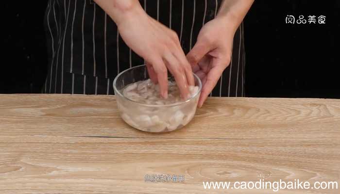 鱼肚炖豆腐 鱼肚炖豆腐的做法