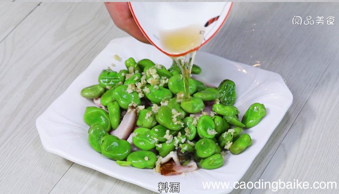 蚕豆蒸咸肉 蚕豆蒸咸肉的做法
