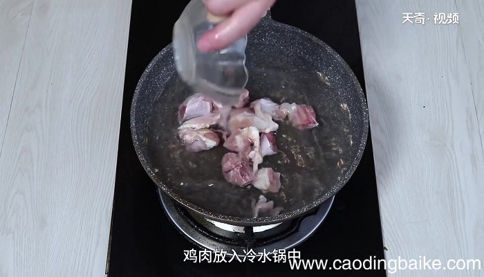 墨鱼汤的做法 墨鱼汤怎么做