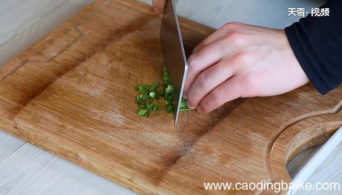梅干菜烧肉的做法 梅干菜烧肉怎么做