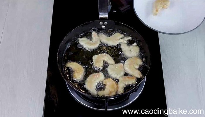 软炸虾仁的做法 软炸虾仁怎么做