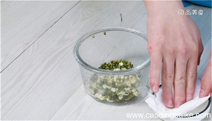 在家自己生绿豆芽怎么生 生绿豆芽的办法