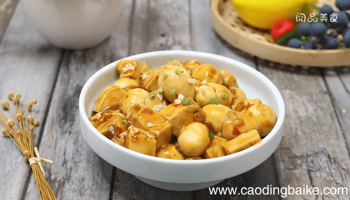 鹌鹑蛋烧豆腐 鹌鹑蛋烧豆腐的做法