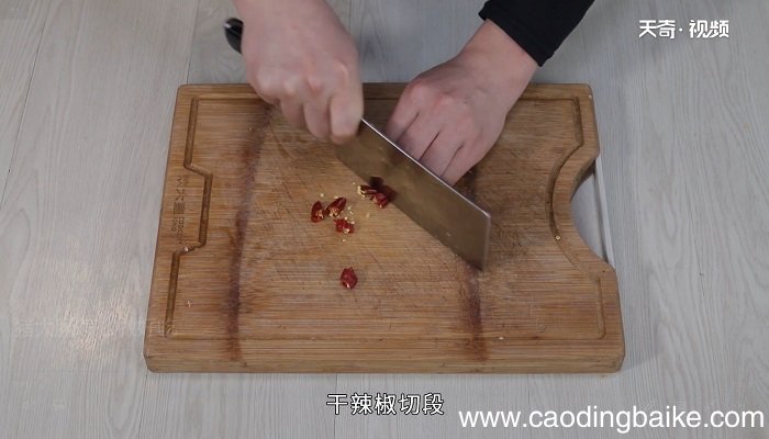 猪大肠的做法 猪大肠如何做比较好吃