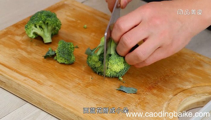 脆皮手撕鸡的正宗做法 脆皮手撕鸡怎么做