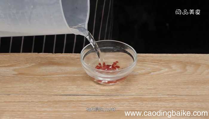 玉米煲土鸡 玉米煲土鸡的做法