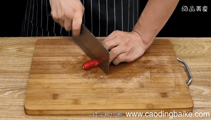 河蚌咸肉豆腐煲 河蚌咸肉豆腐煲的做法