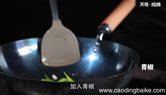 尖椒炒豆腐皮怎么做 尖椒炒豆腐皮的做法