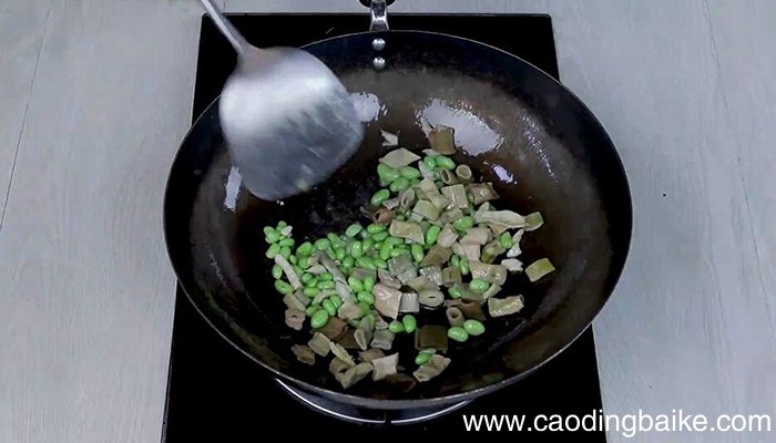 笋干炒毛豆的做法 笋干炒毛豆怎么做
