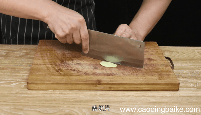 咸肉炒蒜苔 咸肉炒蒜苔怎么做好吃