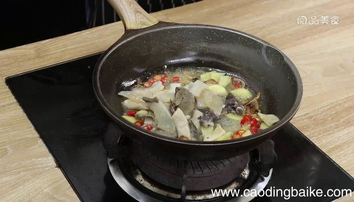 广式萝卜牛杂煲的做法 广式萝卜牛杂煲怎么做好吃