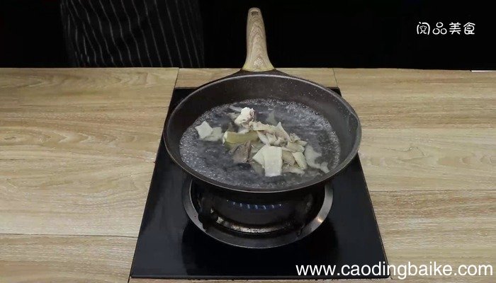 广式萝卜牛杂煲的做法 广式萝卜牛杂煲怎么做好吃