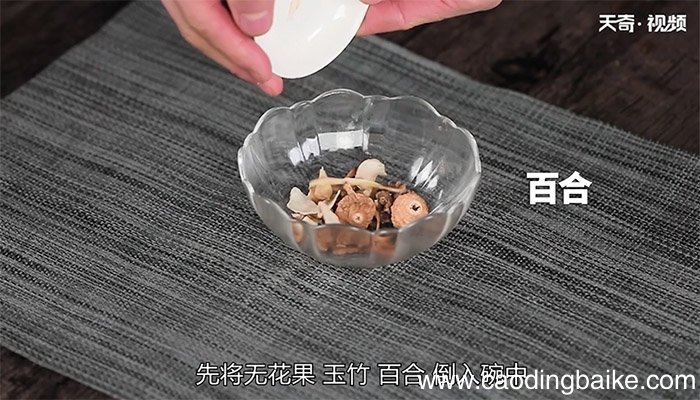 无花果炖猪骨汤的做法 无花果炖猪骨汤怎么做
