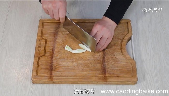 彩椒菱角牛肉粒的做法 彩椒菱角牛肉粒怎么做