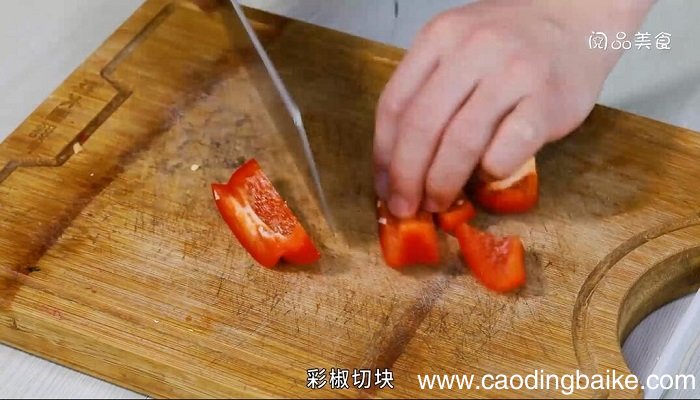 彩椒菱角牛肉粒的做法 彩椒菱角牛肉粒怎么做