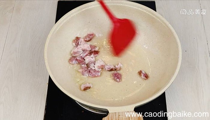 茄子肉丁炒饭 茄子肉丁炒饭如何做