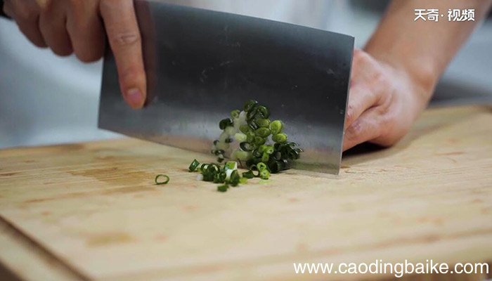 咸蛋豆腐羹的做法 咸蛋豆腐羹怎么做