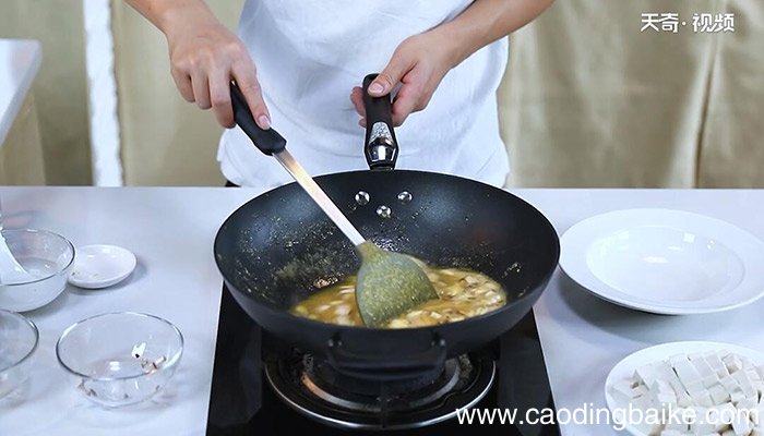 咸蛋豆腐羹的做法 咸蛋豆腐羹怎么做