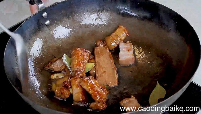 猪肉炖扁豆的做法 猪肉炖扁豆怎么做