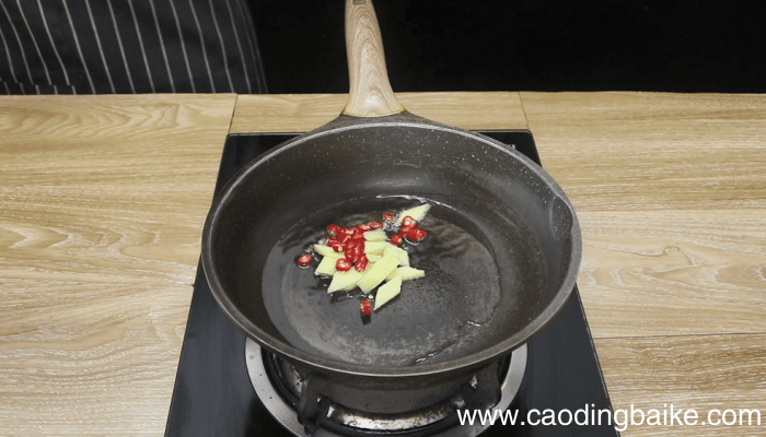 咸肉烧腐竹 咸肉烧腐竹怎么做好吃