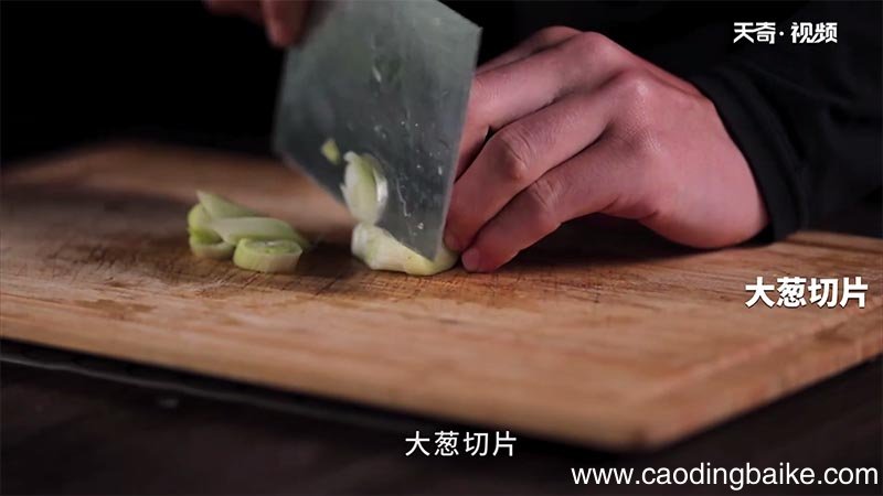 莴苣烧肉圆的做法 莴苣烧肉圆怎么做