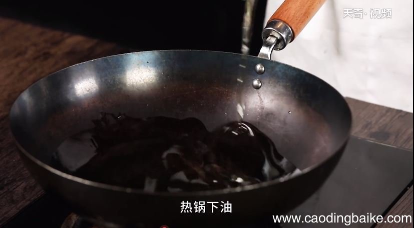 干煸肥肠 干煸肥肠怎么做