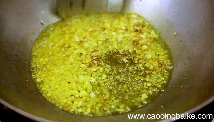 蒜香焖面做法 蒜香焖面怎么做