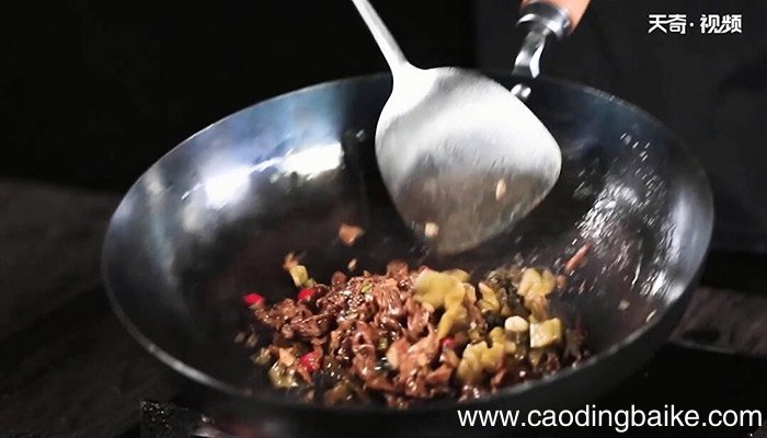 酸菜苕粉炒肉丝的做法 酸菜苕粉炒肉丝怎么做