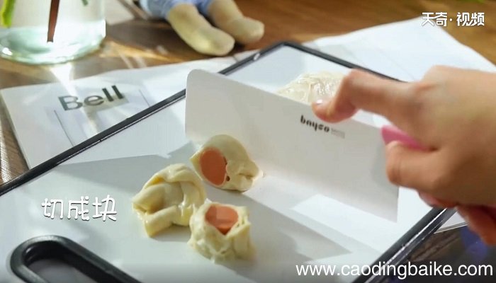 手抓饼披萨的做法 手抓饼披萨怎么做