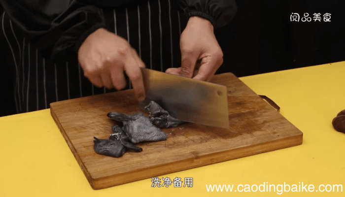 黄芪当归炖乌鸡 黄芪当归炖乌鸡的做法