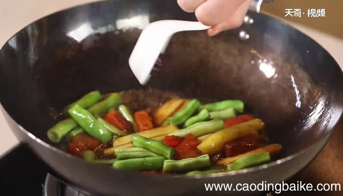 番茄土豆焖面的做法 番茄土豆焖面怎么做