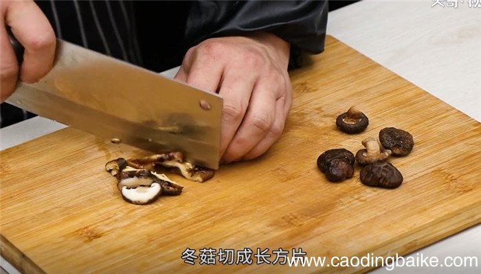 冬菇煎豆腐怎么做 冬菇煎豆腐的做法
