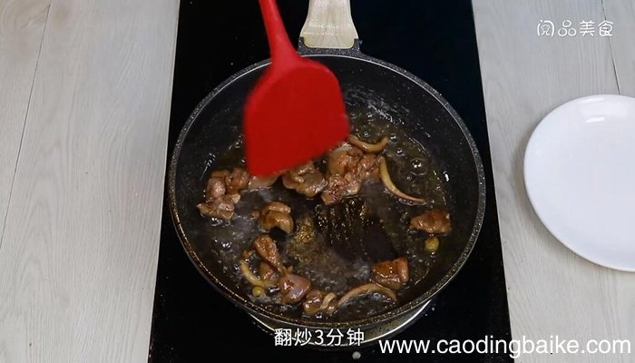 土豆配鸡肉的做法 土豆配鸡肉怎么做
