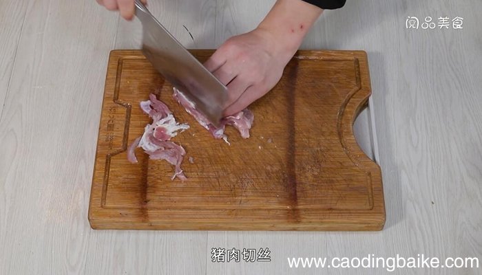 芹菜小蘑菇炒肉的做法 芹菜小蘑菇炒肉怎么做