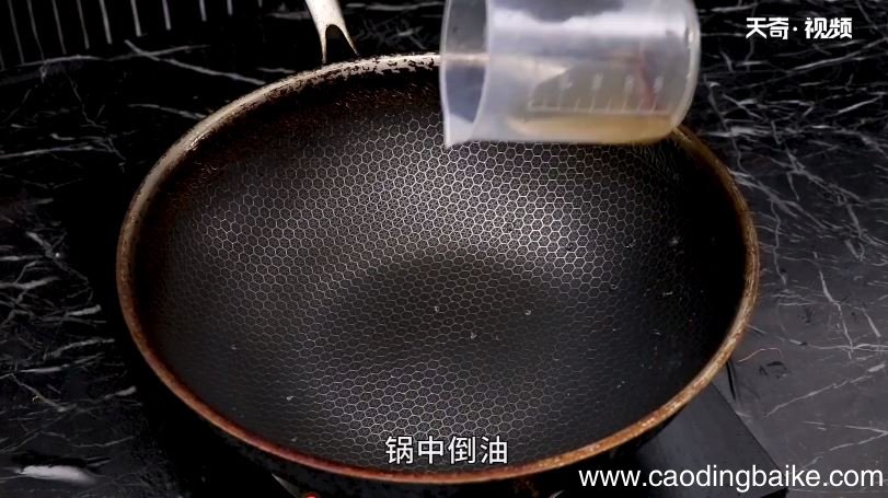 油焖大虾怎么做 油焖大虾做法是什么