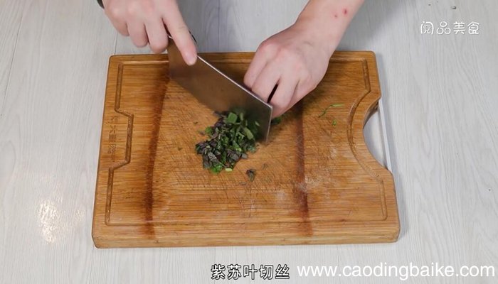 韭菜紫苏炒花甲的做法 韭菜紫苏炒花甲怎么做
