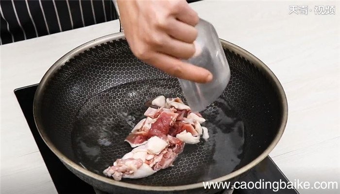 冬瓜焖鸭怎么做 冬瓜焖鸭的做法