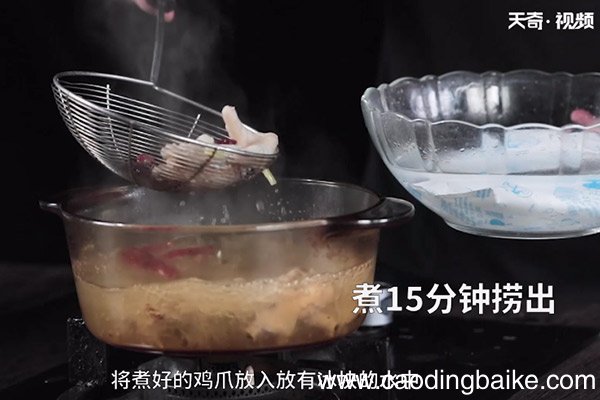 卤鸡爪的做法 卤鸡爪怎么做