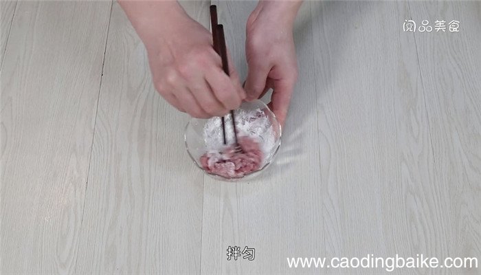 猪肉和豆芽怎么炒 猪肉和豆芽的做法