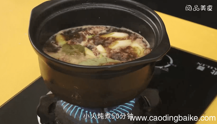 猪蹄炖花生怎么做 猪蹄炖花生的做法