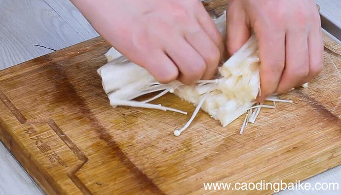 金针菇炒鸡丝的做法 金针菇炒鸡丝怎么做