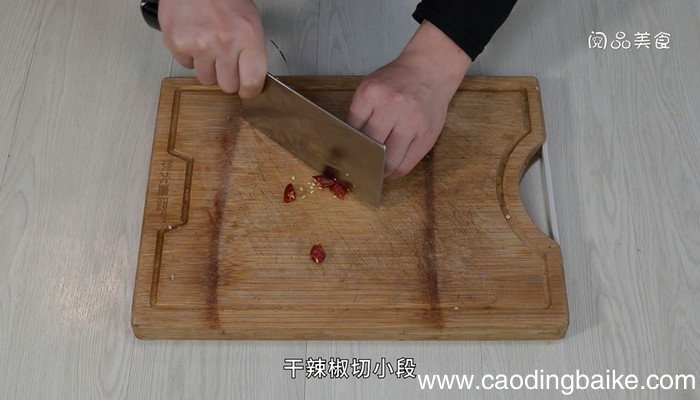 酸辣白菜猪皮怎么做 酸辣白菜猪皮的做法