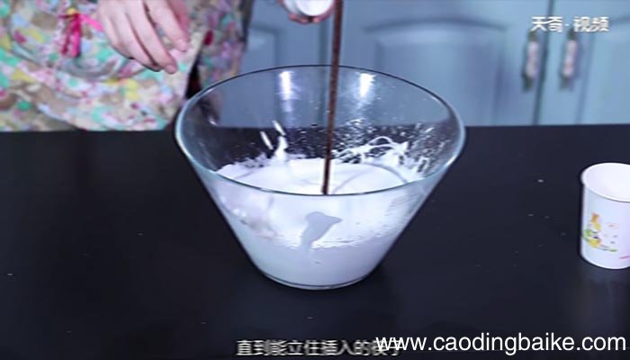 电饭煲自制蛋糕 电饭煲自制蛋糕怎么做