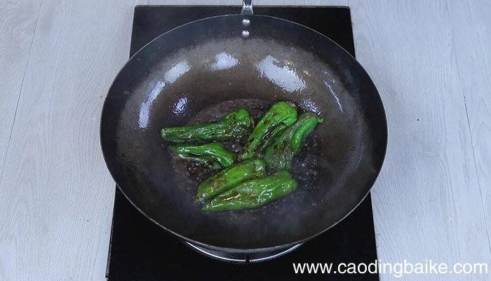 虎皮尖椒酿肉的做法 虎皮尖椒酿肉怎么做
