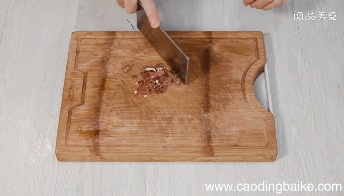 火腿炒蚕豆简单做法，火腿炒蚕豆怎么做