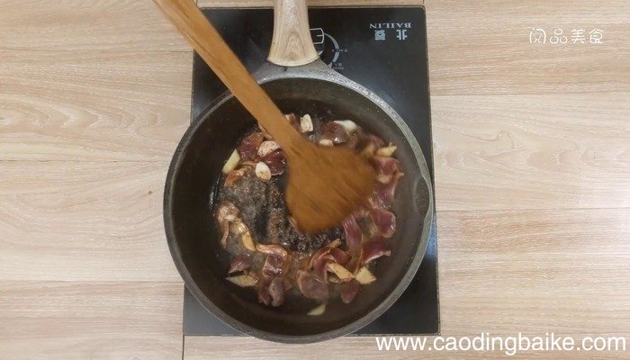 酸辣鸡杂怎么做 酸辣鸡杂怎么做好吃