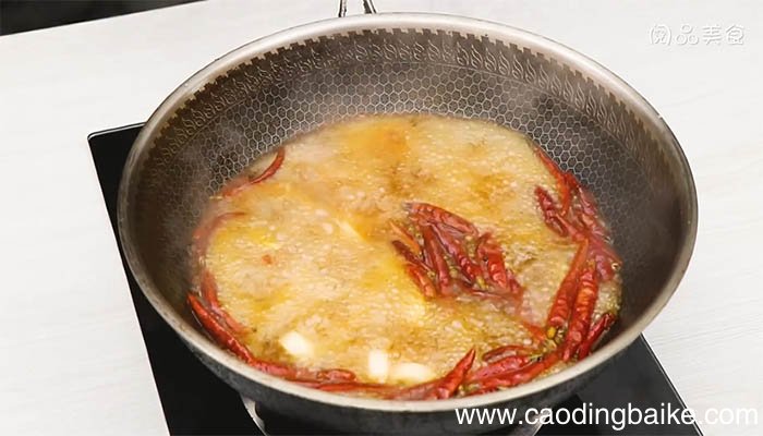 香辣鸭脖的做法 香辣鸭脖怎么做
