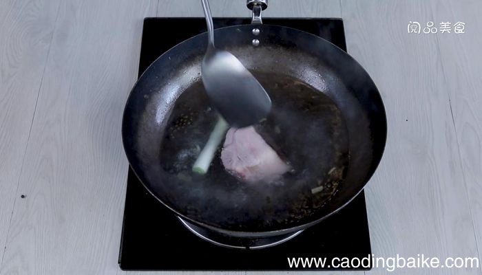五花肉炖鸭血的做法五花肉炖鸭血怎么做